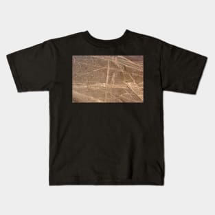 Parrot Nazca Lines, Peru. Kids T-Shirt